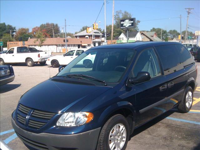 Dodge Caravan 2005 photo 3