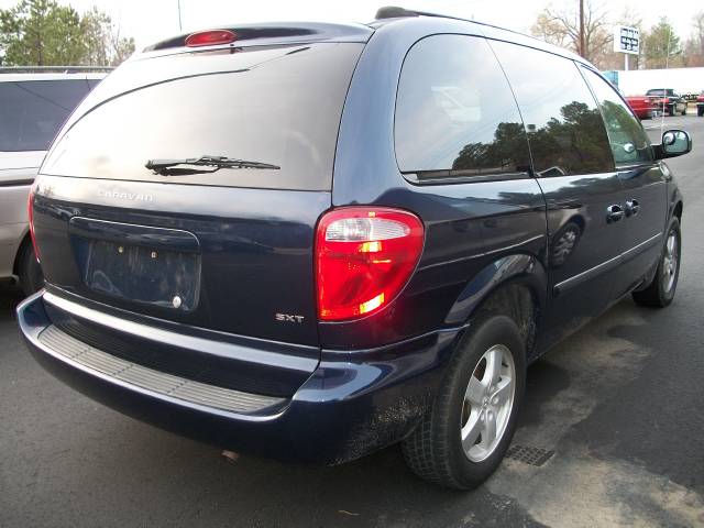 Dodge Caravan 2005 photo 3