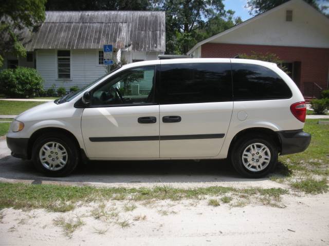 Dodge Caravan 2005 photo 1