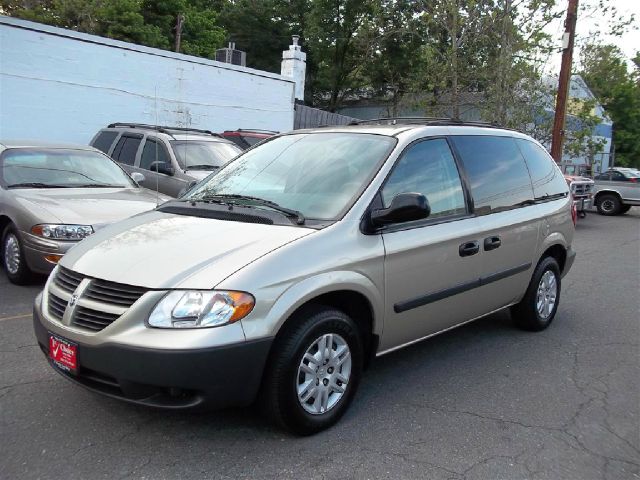 Dodge Caravan 2005 photo 16