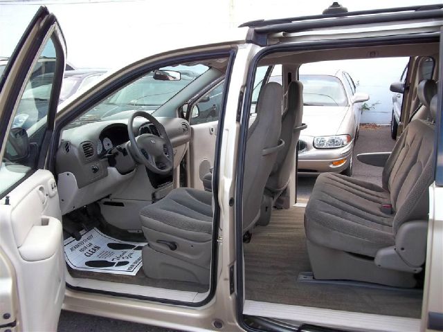 Dodge Caravan 2005 photo 6