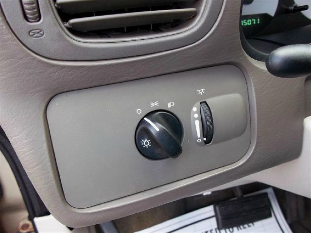 Dodge Caravan 2005 photo 7