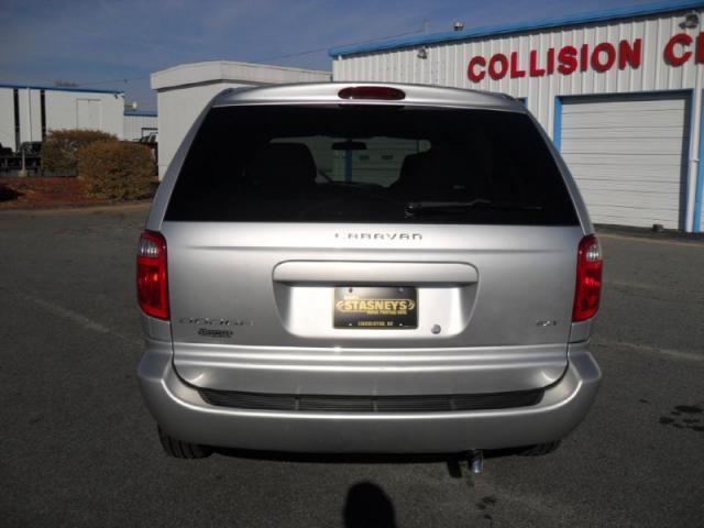 Dodge Caravan 2005 photo 4