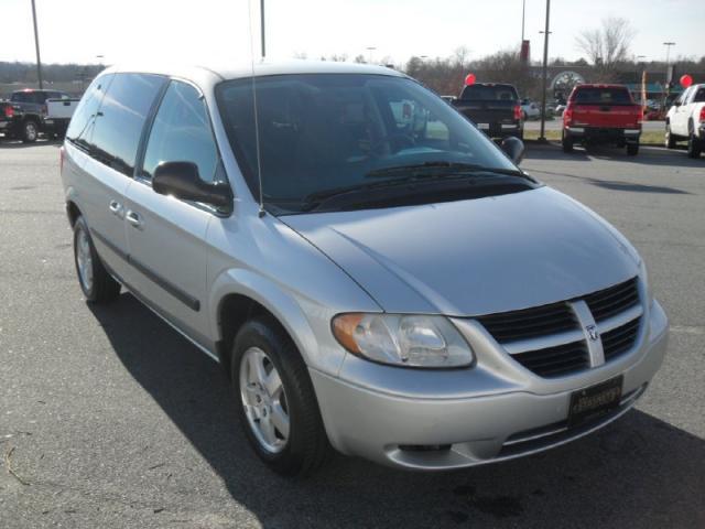 Dodge Caravan 2005 photo 1