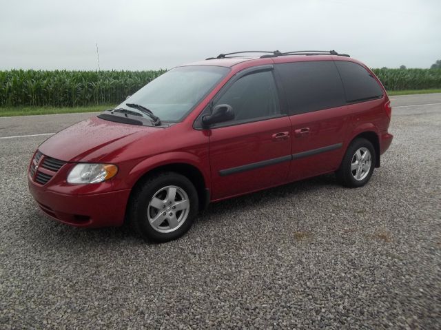 Dodge Caravan 2005 photo 3