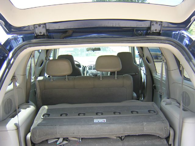 Dodge Caravan 2005 photo 11