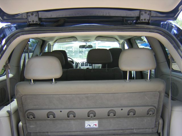 Dodge Caravan 2005 photo 17