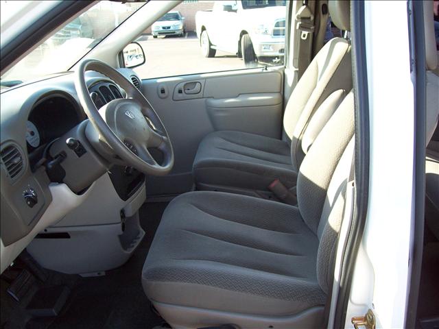 Dodge Caravan 2005 photo 4