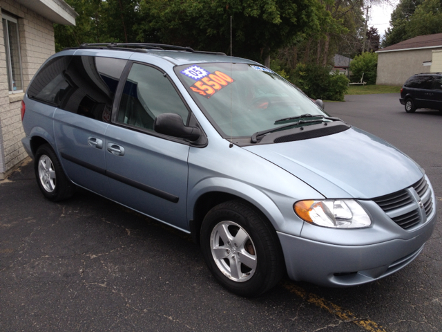 Dodge Caravan 2005 photo 3