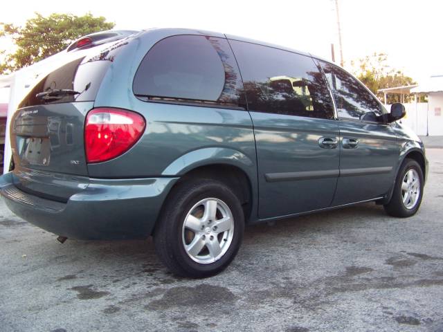 Dodge Caravan 2005 photo 4