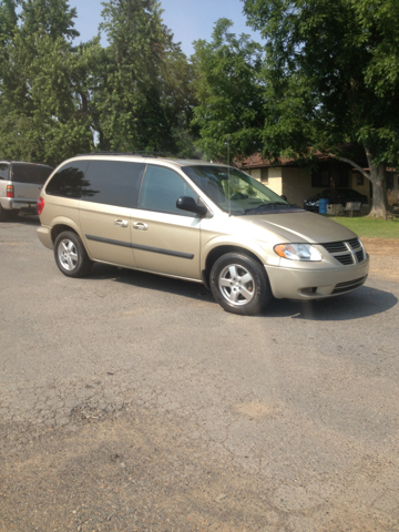 Dodge Caravan S MiniVan