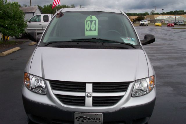 Dodge Caravan 2006 photo 3