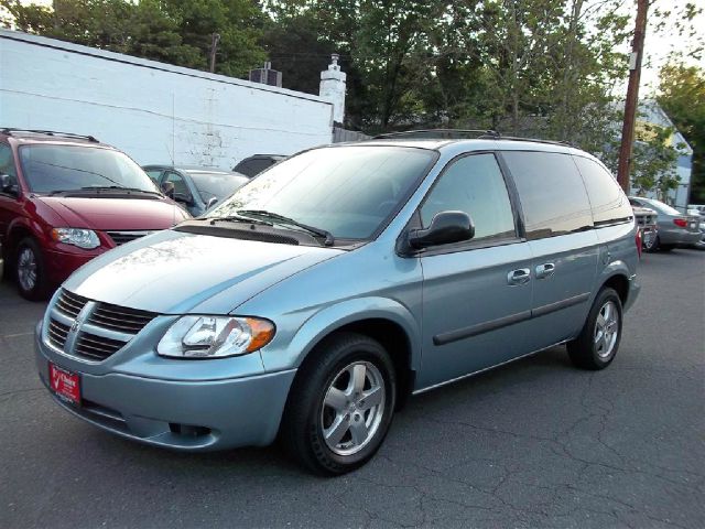 Dodge Caravan 2006 photo 23