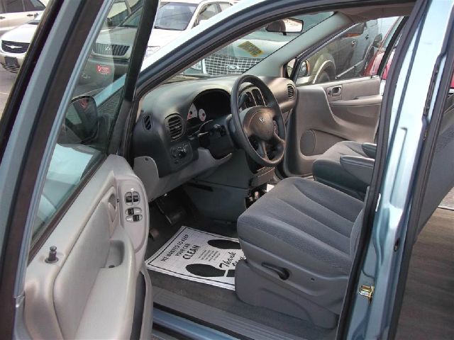 Dodge Caravan 2006 photo 3