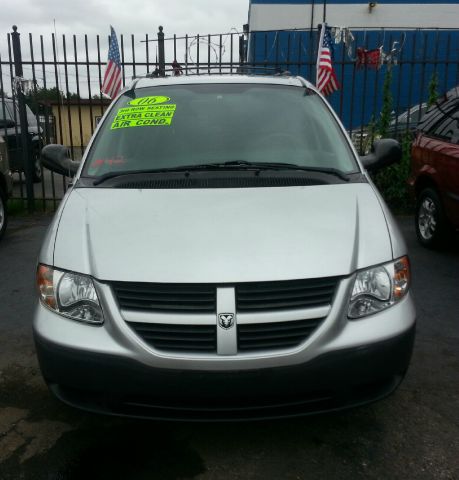 Dodge Caravan 2006 photo 1