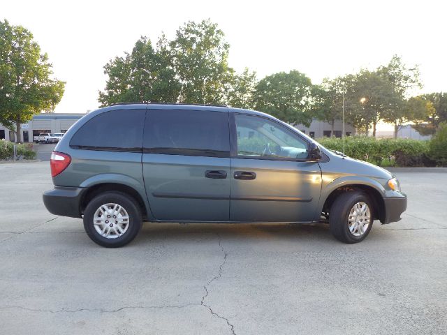 Dodge Caravan SE MiniVan