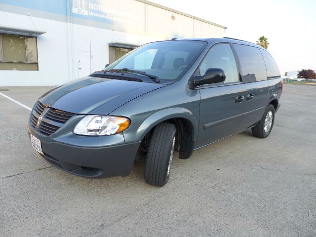 Dodge Caravan 2006 photo 1