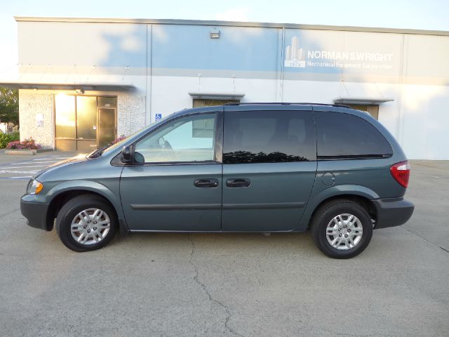 Dodge Caravan 2006 photo 2