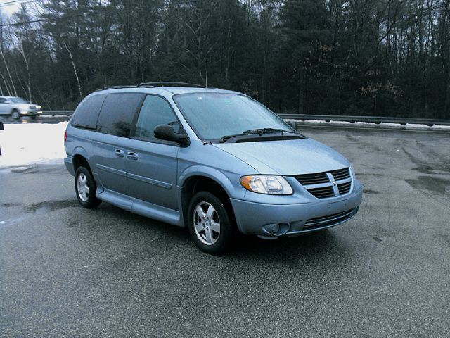 Dodge Caravan 2006 photo 1