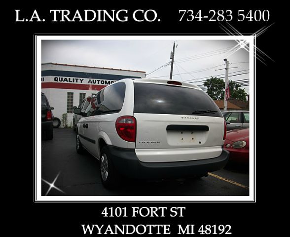 Dodge Caravan SE MiniVan