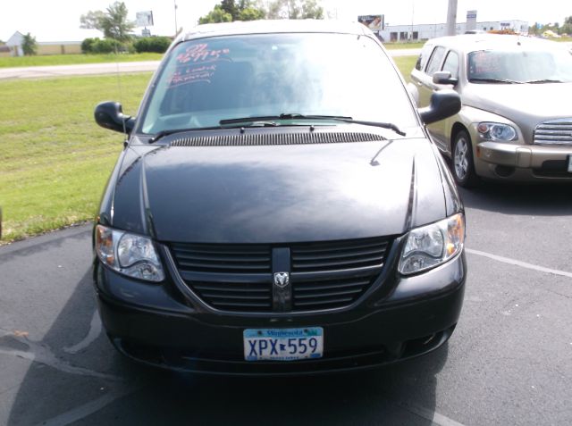 Dodge Caravan 2007 photo 2