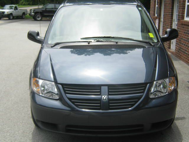 Dodge Caravan 2007 photo 16