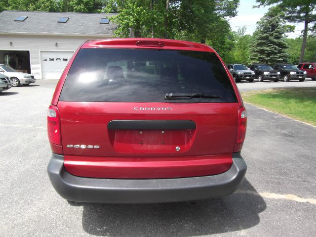 Dodge Caravan SE MiniVan