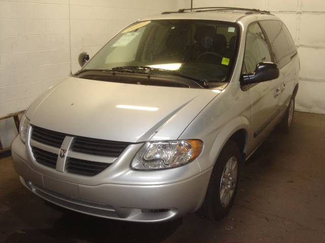 Dodge Caravan S MiniVan