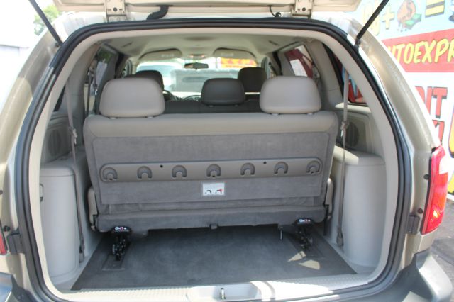 Dodge Caravan 2007 photo 2