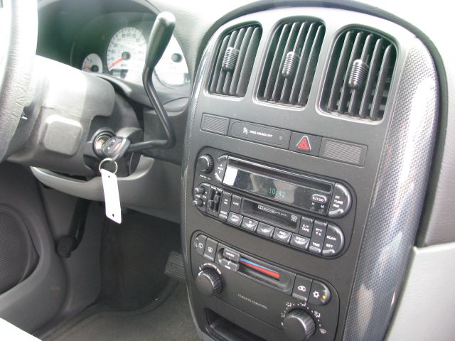 Dodge Caravan 2007 photo 3