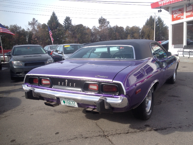 Dodge Challenger 1974 photo 2