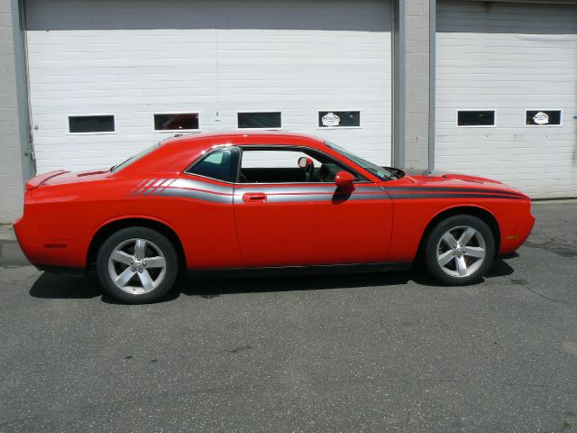 Dodge Challenger 2009 photo 23