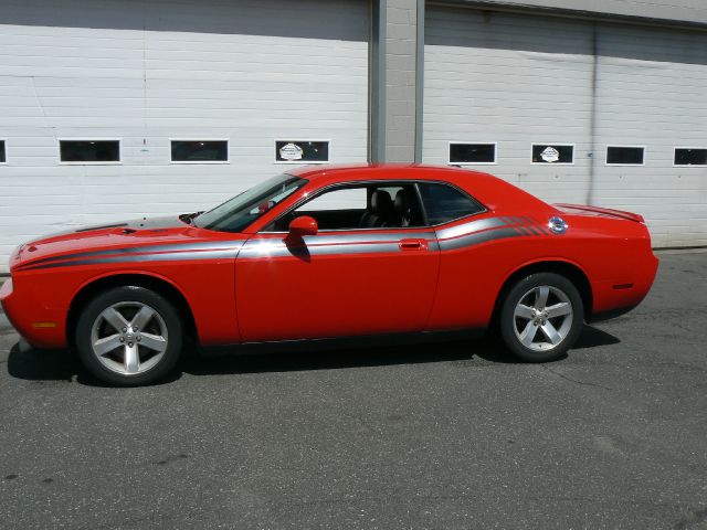 Dodge Challenger 2009 photo 25