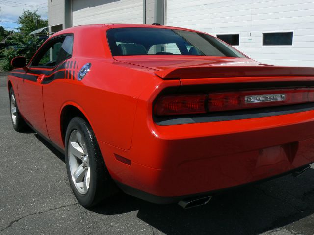 Dodge Challenger 2009 photo 3