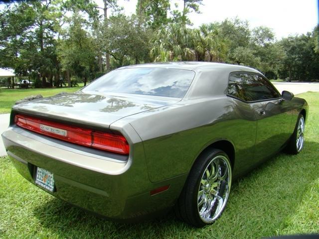 Dodge Challenger 2009 photo 3