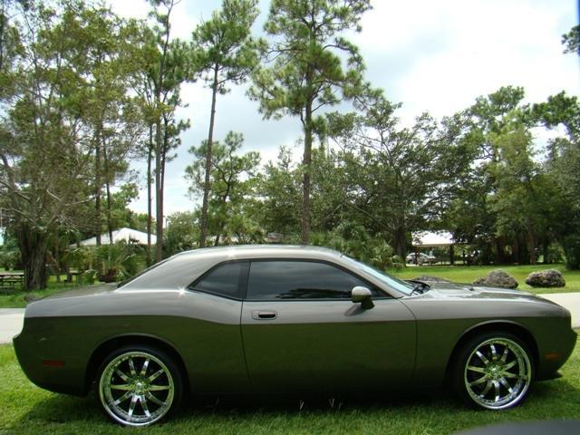 Dodge Challenger 2009 photo 4