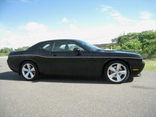 Dodge Challenger FWD 4dr SL SUV Coupe