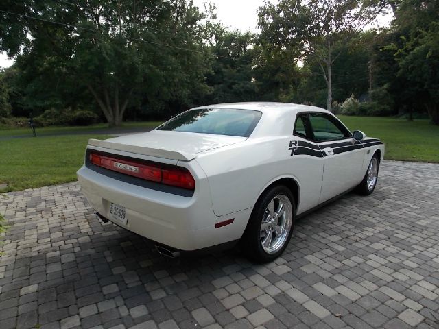 Dodge Challenger 2009 photo 1