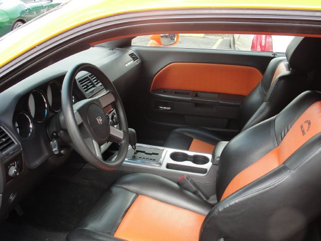 Dodge Challenger 2009 photo 10