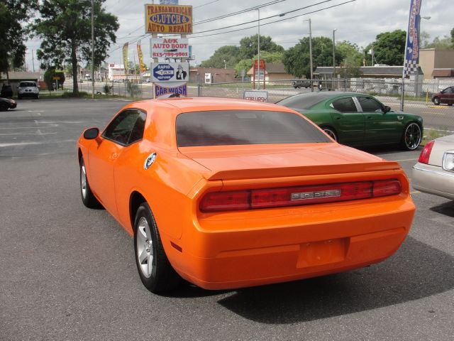 Dodge Challenger 2009 photo 16