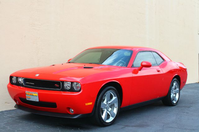 Dodge Challenger 2009 photo 29