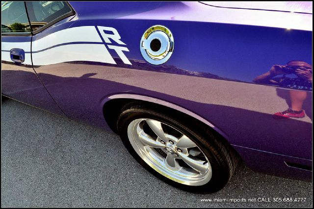 Dodge Challenger 2010 photo 13