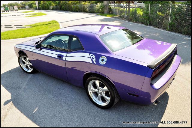 Dodge Challenger 2010 photo 22