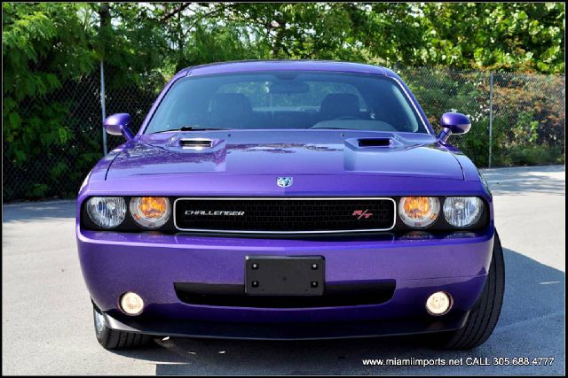 Dodge Challenger 2010 photo 27