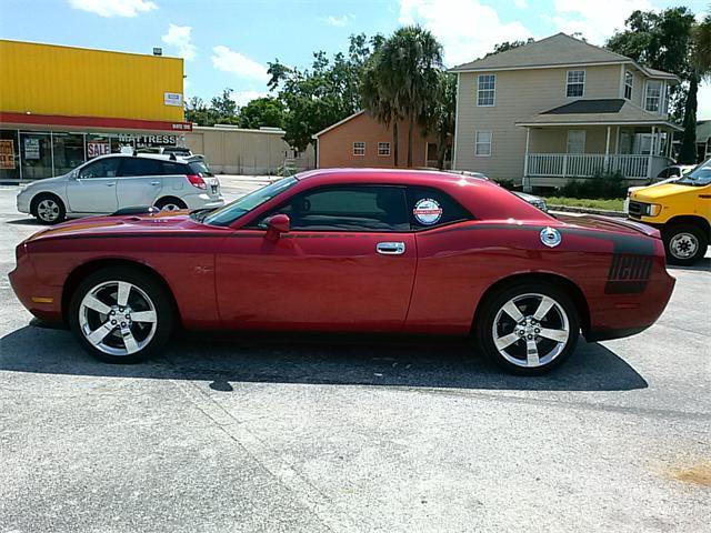 Dodge Challenger 2010 photo 12