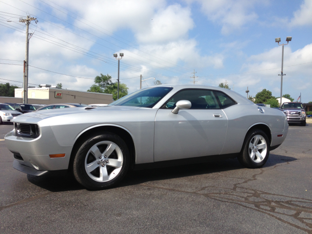 Dodge Challenger 2010 photo 1