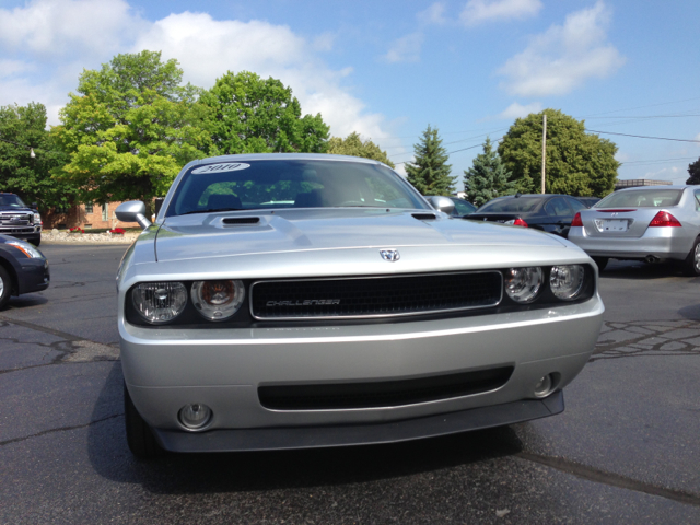 Dodge Challenger 2010 photo 4