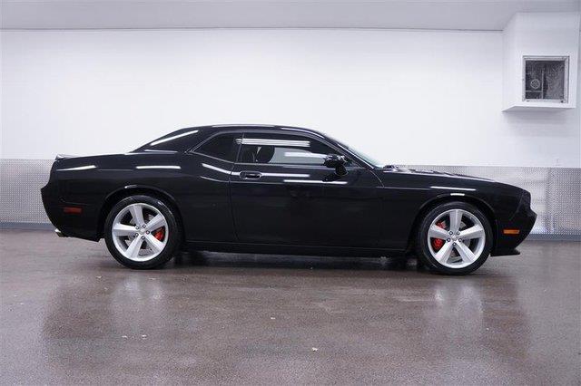 Dodge Challenger 2010 photo 16