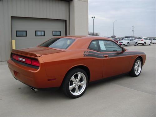 Dodge Challenger 2011 photo 2