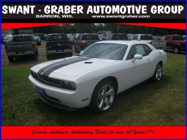 Dodge Challenger MOON Roofsunroofalloys Hatchback Coupe